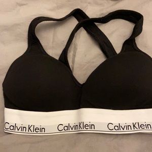 Calvin Klein Sports Bra size S
